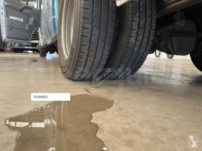 باص Mercedes