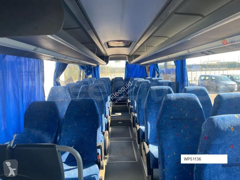 باص Iveco 389