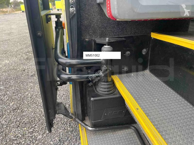 باص Iveco Ferqui