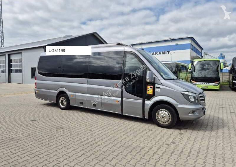 باص Mercedes SPRINTER 519