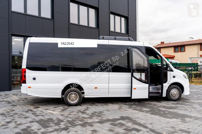 Véhicule utilitaire Mercedes 519 CDI – MB...