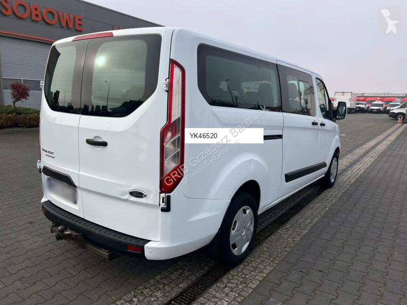 Autobus Ford Kombi 320 L2H1 Trend