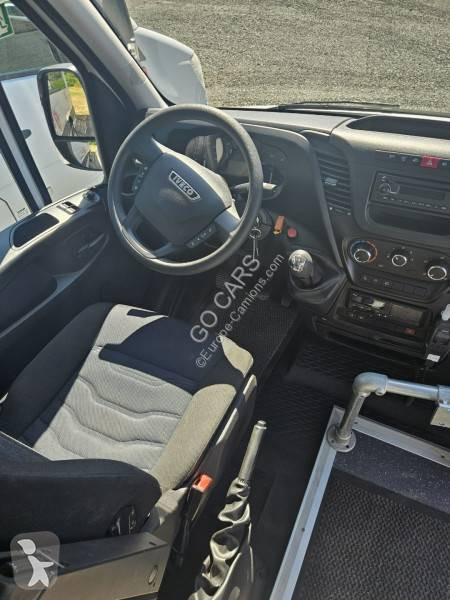 Furgoneta Iveco 22+1