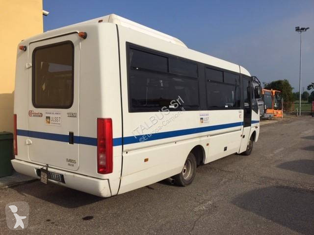 Autobús Iveco 50 C 15 CACCIAMALI