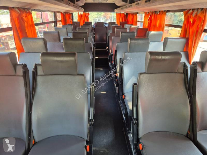 Autobuz Mercedes VARIO 815