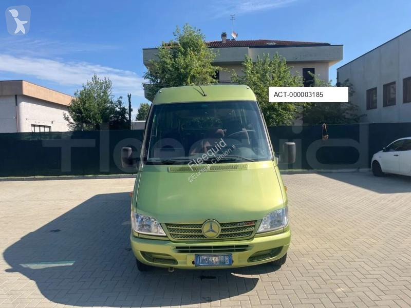 Autobus Mercedes