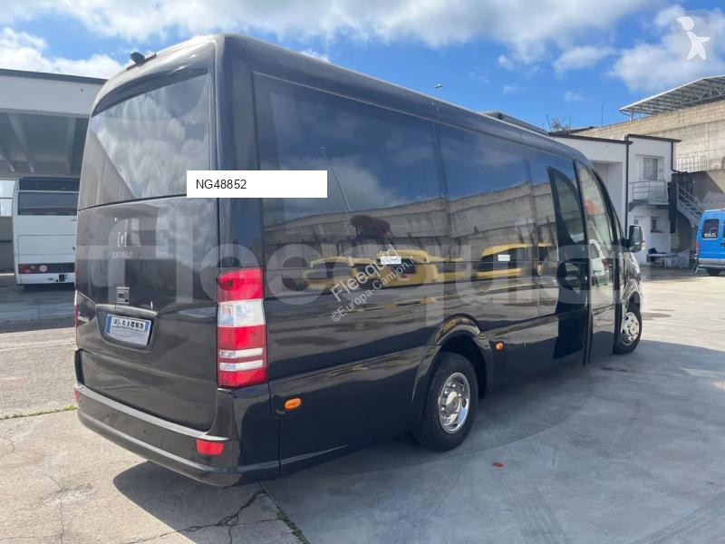 Autobús Mercedes