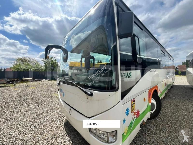 باص Iveco