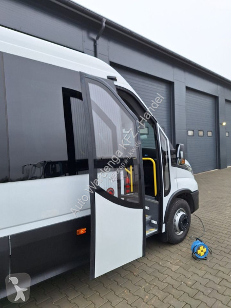 باص Iveco