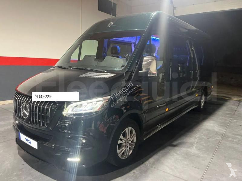 باص Mercedes
