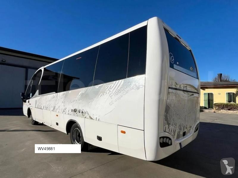 باص Iveco