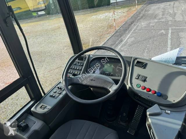 Pullman Van Hool A330