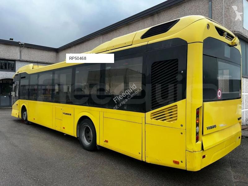 باص Volvo 7900
