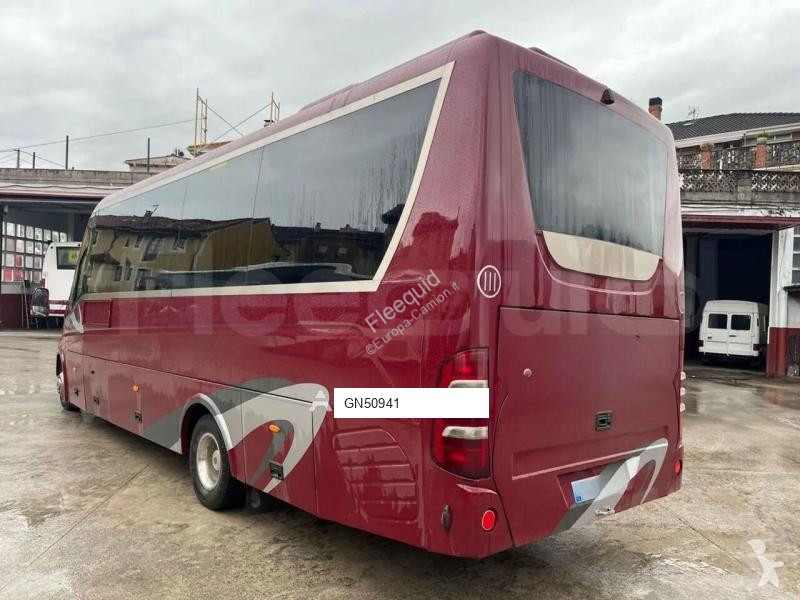 باص Iveco Auto Cuby