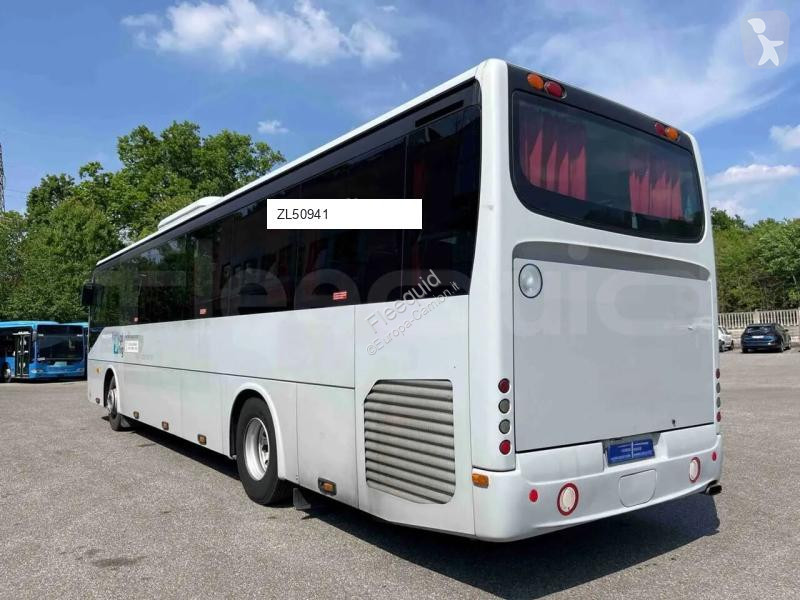 باص Iveco