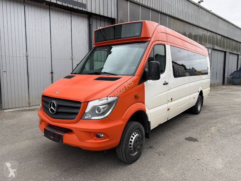Véhicule utilitaire Mercedes 4x4