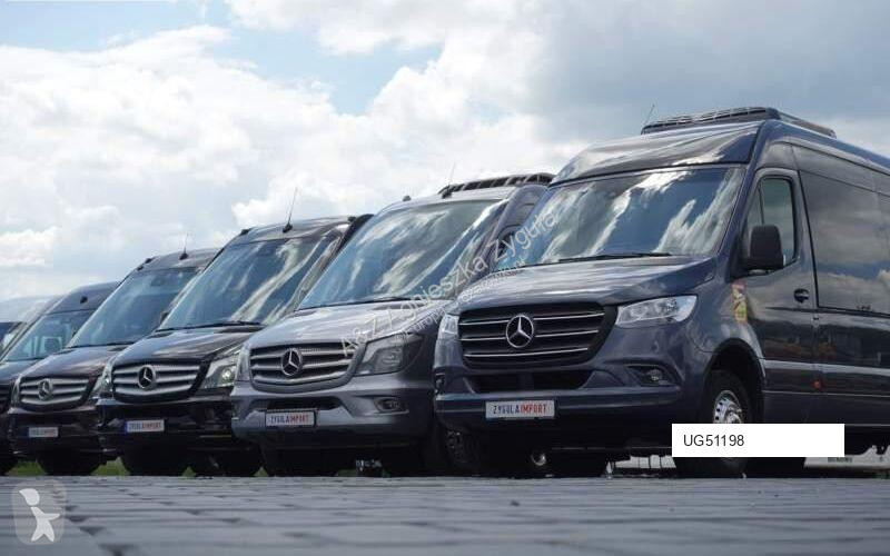 باص Mercedes SPRINTER 519