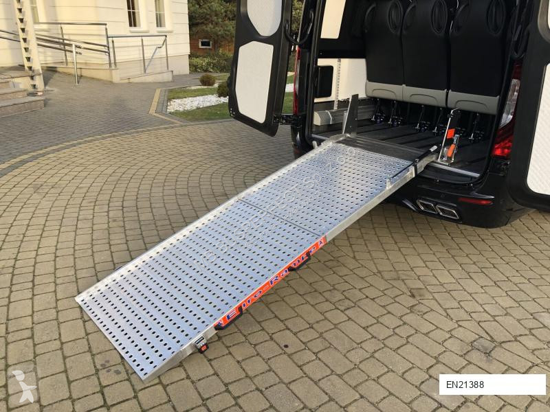 Véhicule utilitaire Mercedes 519 CDI – MB...