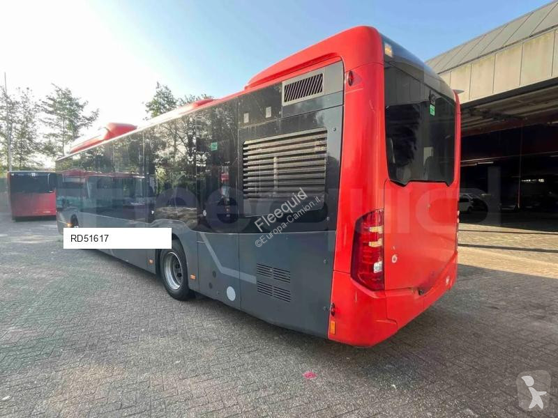 Autobussen Mercedes