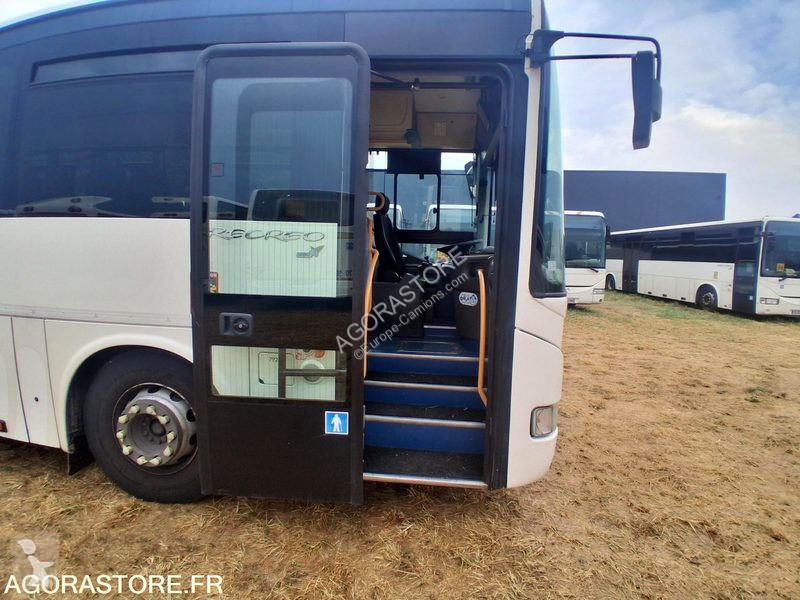 باص Irisbus RECREO