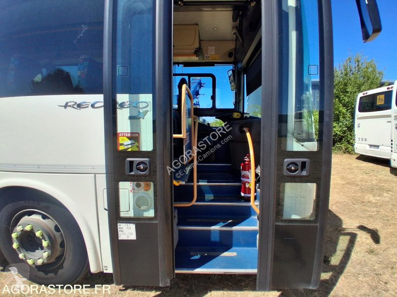 باص Irisbus RECREO
