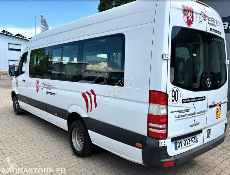 Furgoneta Mercedes