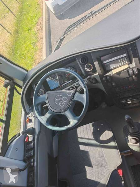 Autobús Isuzu TURQUOISE 33+1 AC