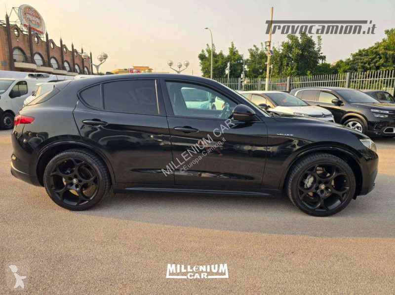 Véhicule utilitaire  STELVIO VELOCE TOTAL BLACK...
