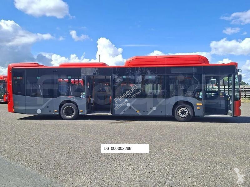 Autóbusz Mercedes