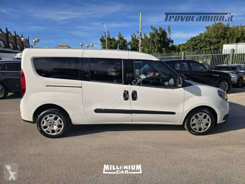 Véhicule utilitaire Fiat DOBLÒ MAXI 5 POSTI...