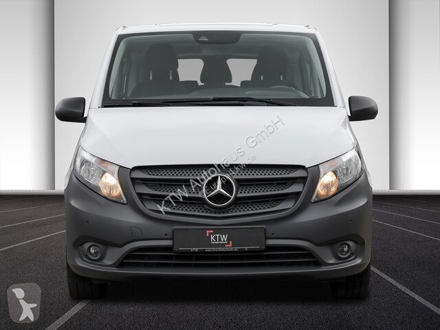 Užitkové vozidlo Mercedes 114...