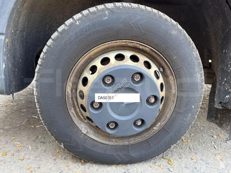 باص Volkswagen