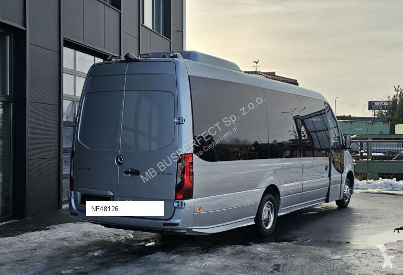 Véhicule utilitaire Mercedes 519 CDI – MB...