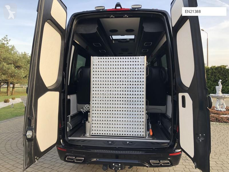 Véhicule utilitaire Mercedes 519 CDI – MB...