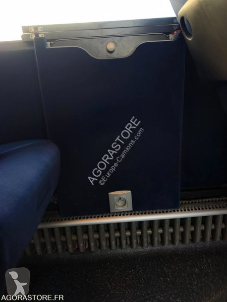Autobussen Van Hool 916
