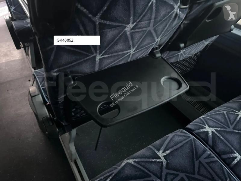 باص Neoplan Skyliner