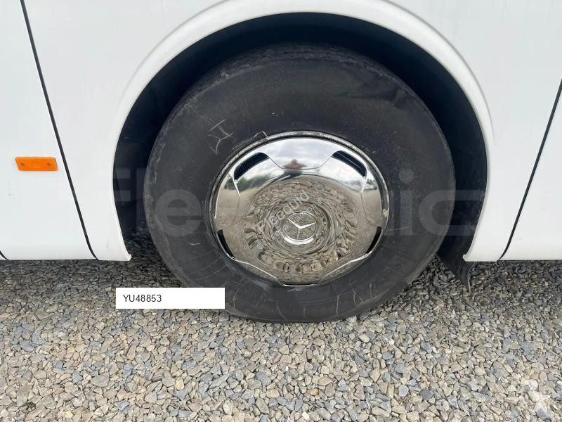 باص Mercedes