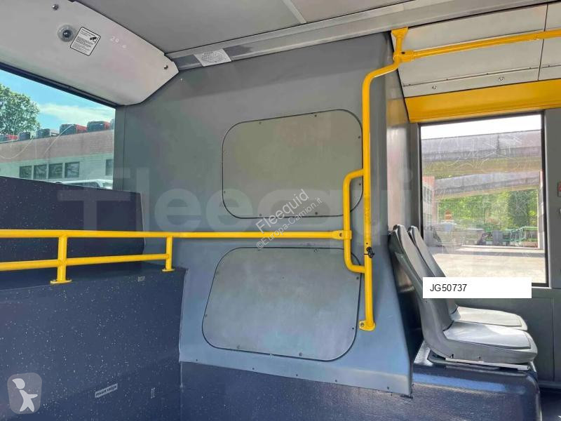 Autobuz Mercedes