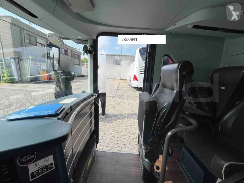 باص Neoplan Skyliner
