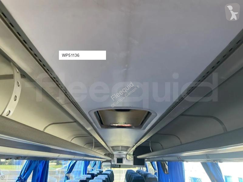 باص Iveco 389