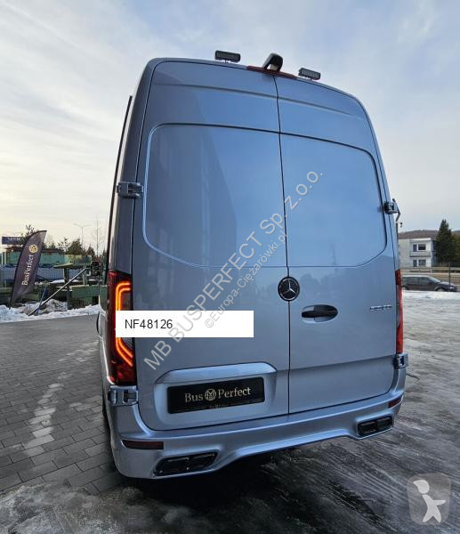 Véhicule utilitaire Mercedes 519 CDI – MB...