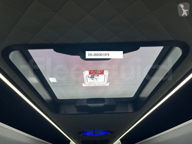 Коммерческий автомобиль Mercedes
