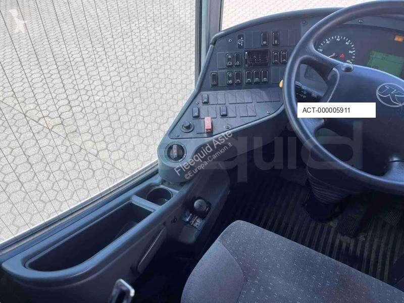 Autóbusz Setra S412