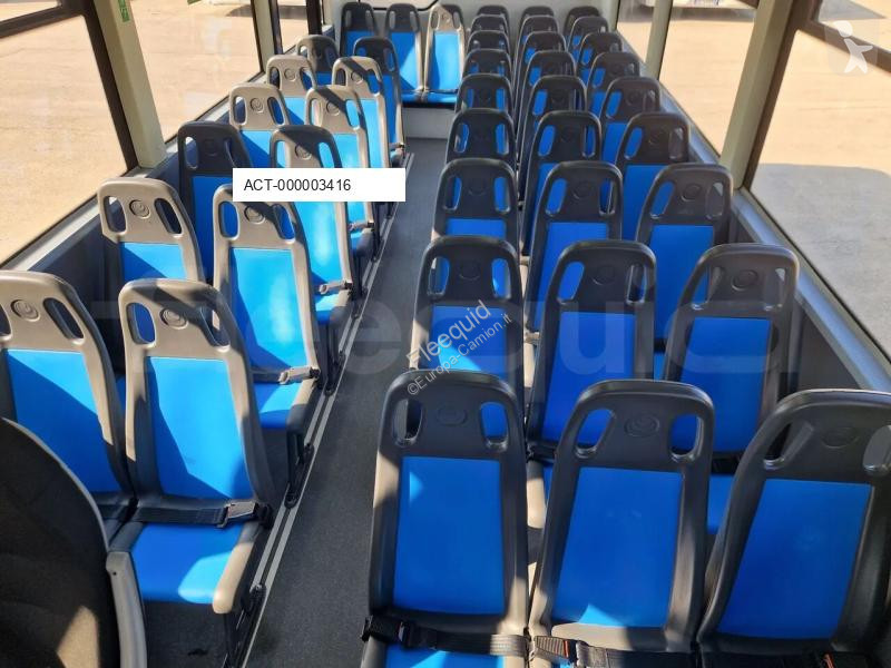 Autobussen Iveco Indcar