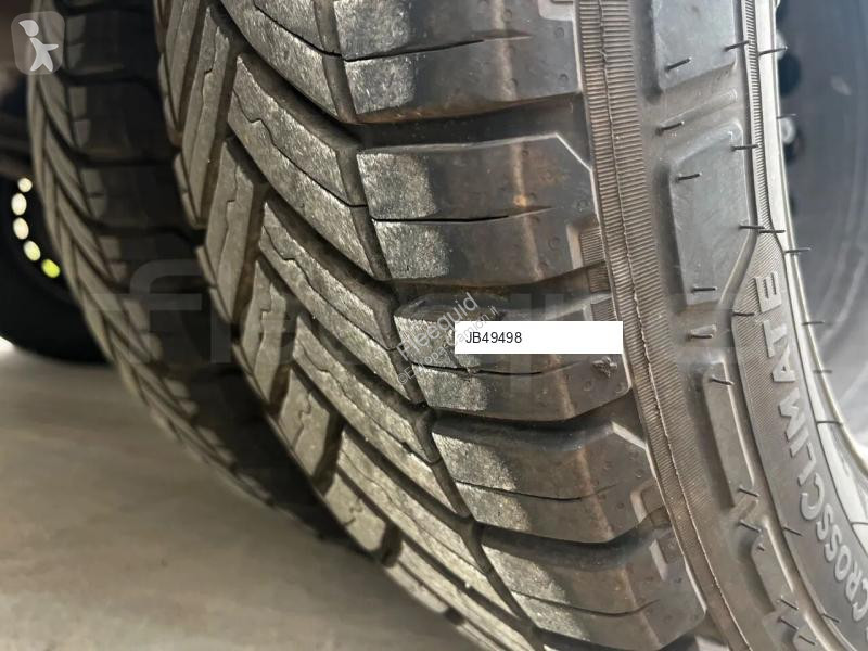 باص Mercedes