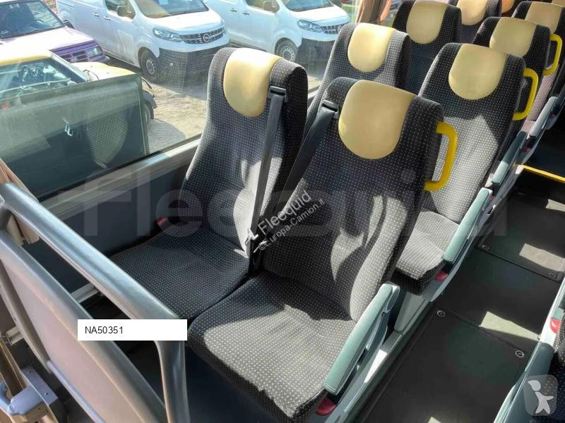 باص Irizar i4