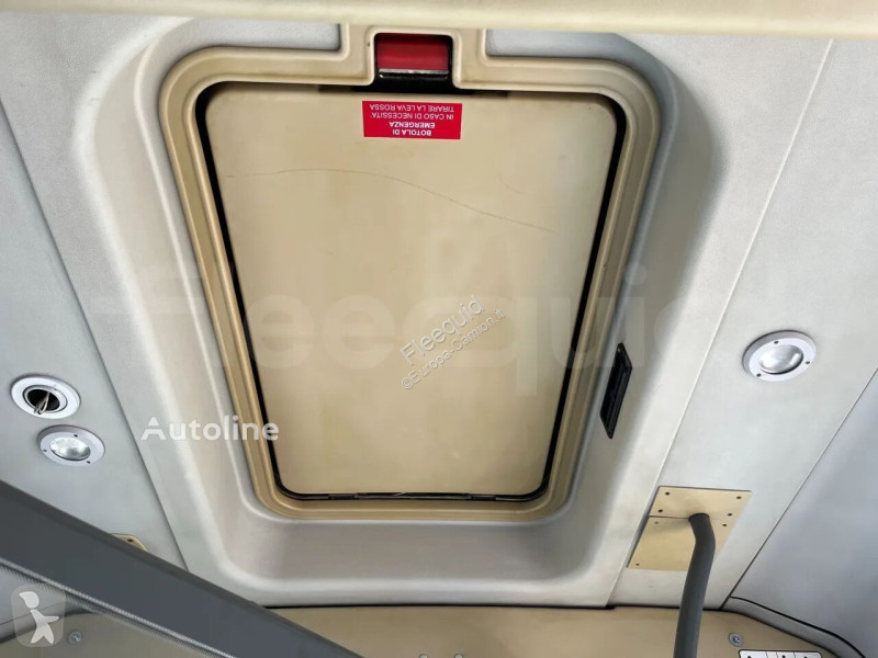باص Mercedes G