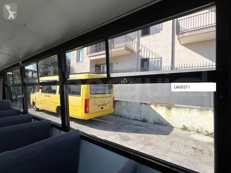 باص Iveco Cacciamali