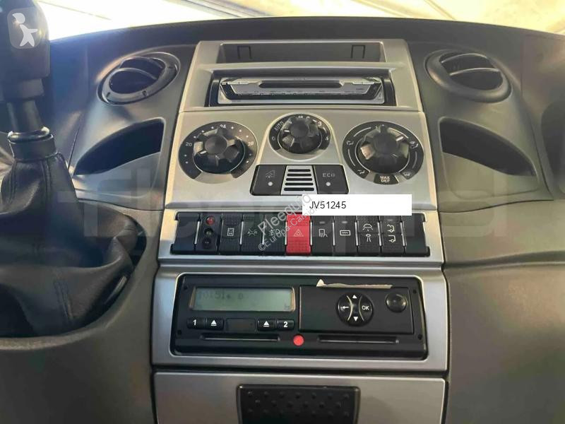 باص Iveco