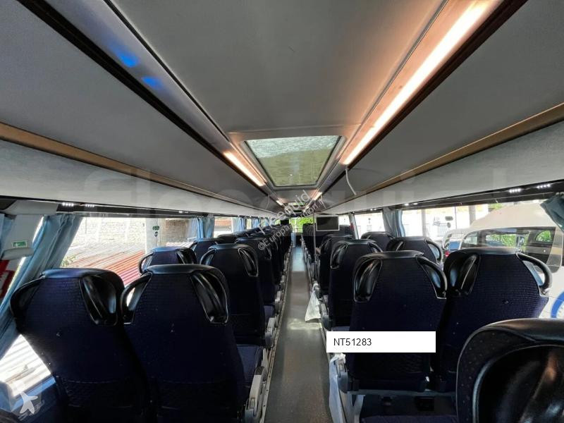 باص Neoplan Skyliner